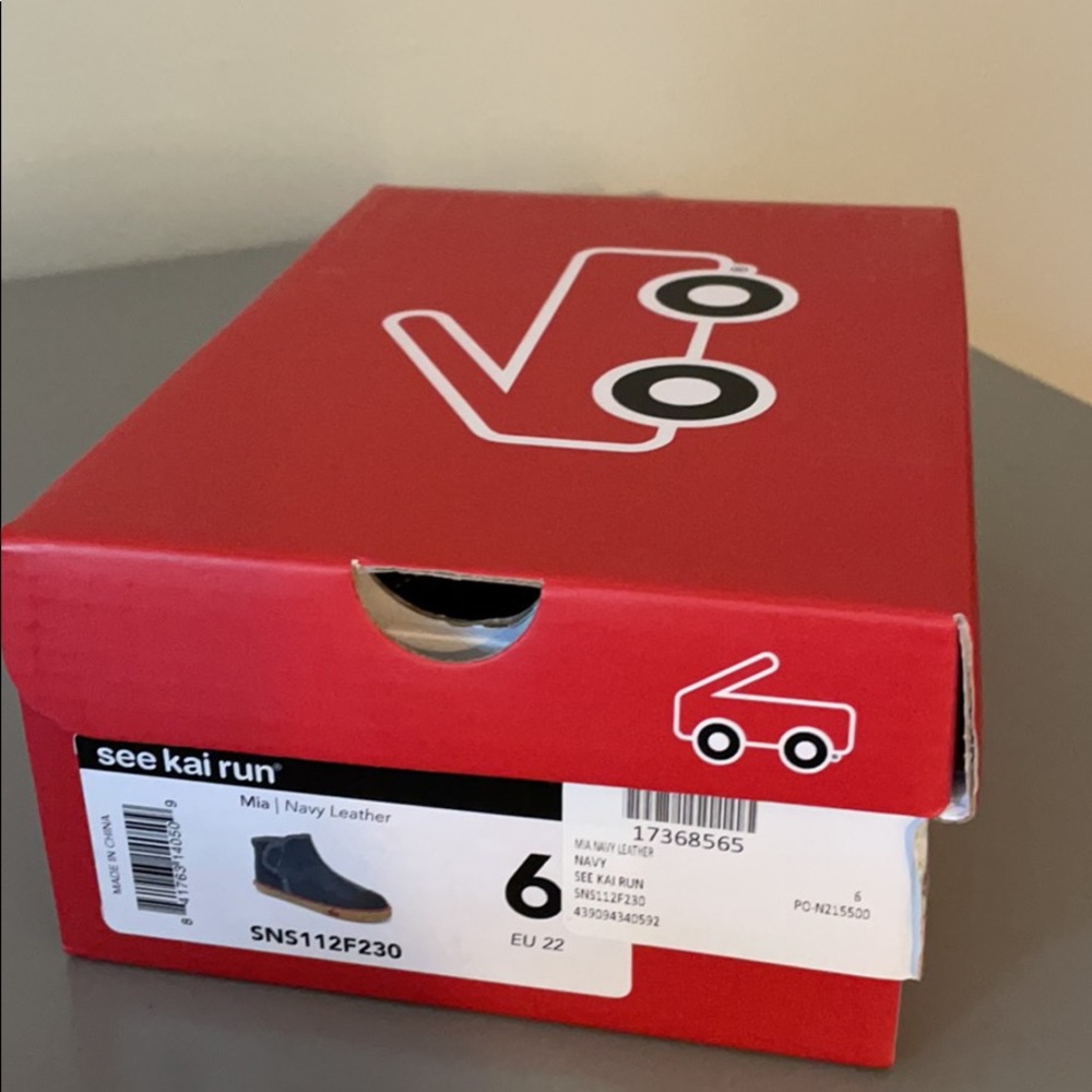 See Kai run boots - size 6 toddler